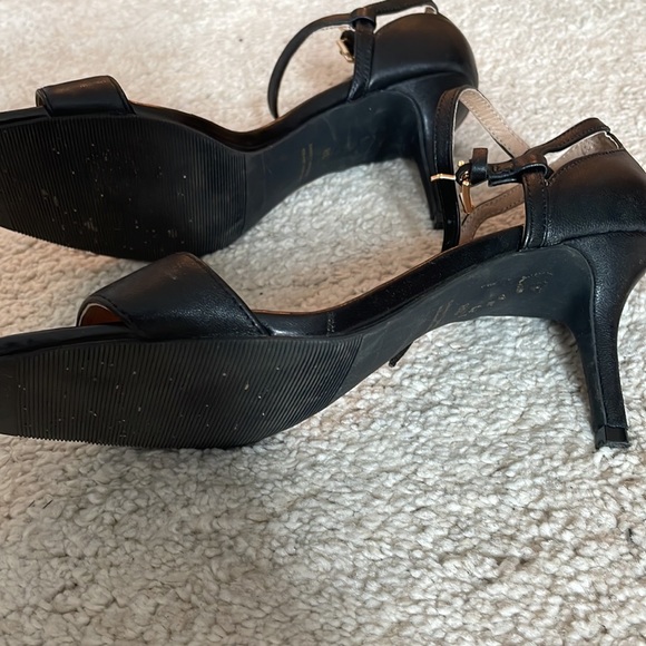 Le Château Leather Heels - Picture 4 of 7